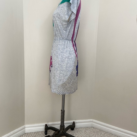 Dress - Picture 2 of 8